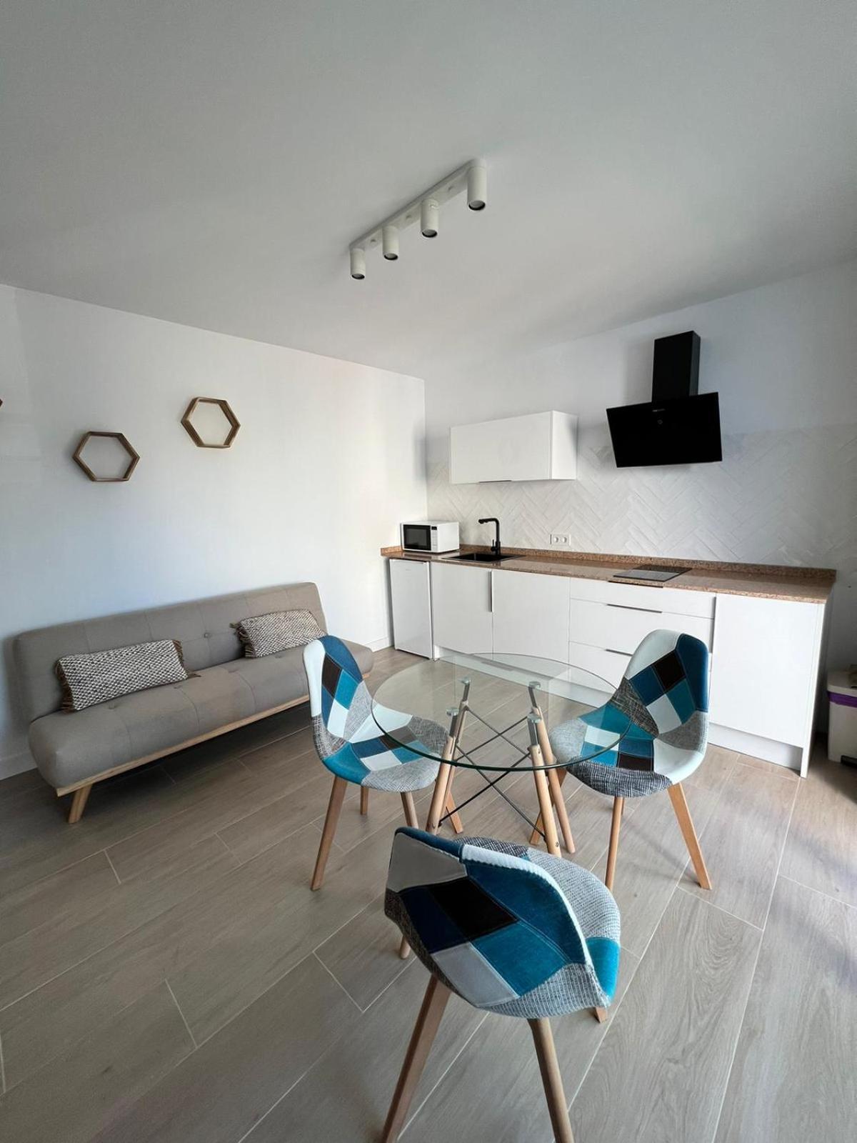 Apartamentos Buganvilla Roquetas De Mar Værelse billede